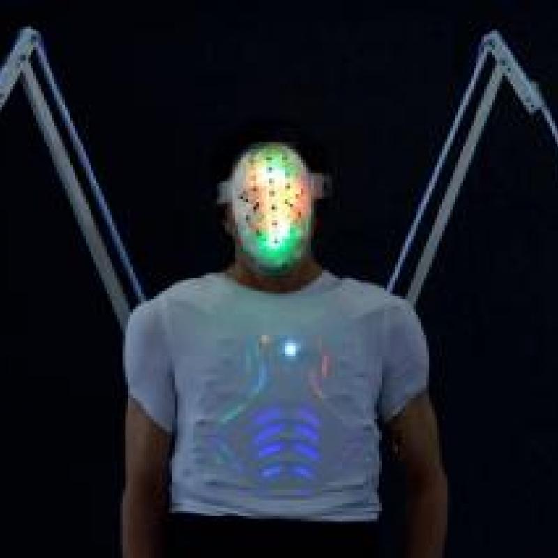 The ‘Fashion on Brainwaves’ collection features garments that light up depending on the wearer’s mood and brain activity.